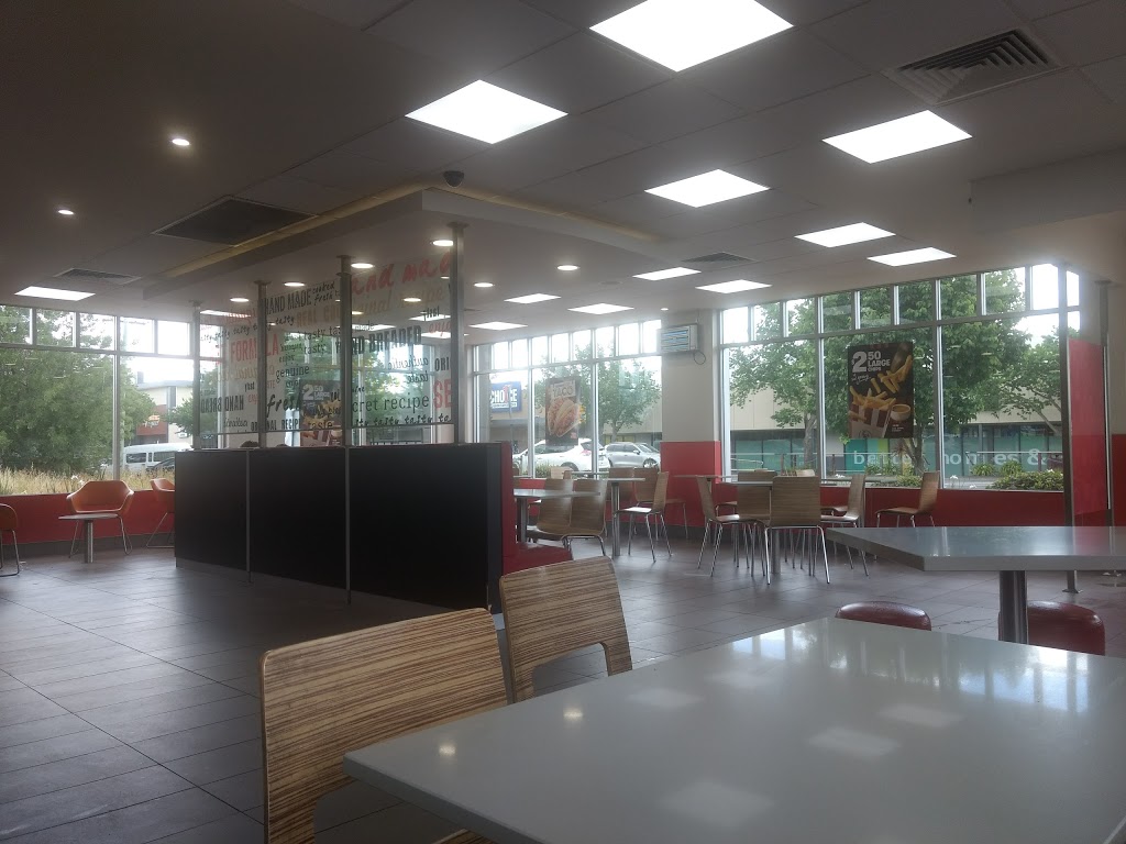 KFC Sunbury | meal takeaway | 3 Macedon St, Sunbury VIC 3429, Australia | 0397409137 OR +61 3 9740 9137