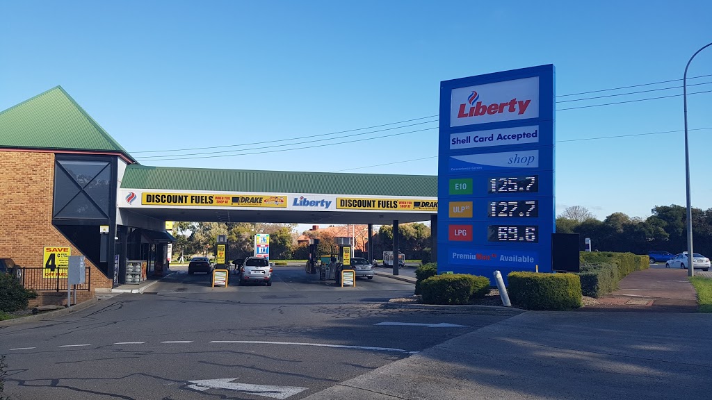 Liberty Wynn Vale | gas station | 1 Sunnybrook Dr, Wynn Vale SA 5127, Australia