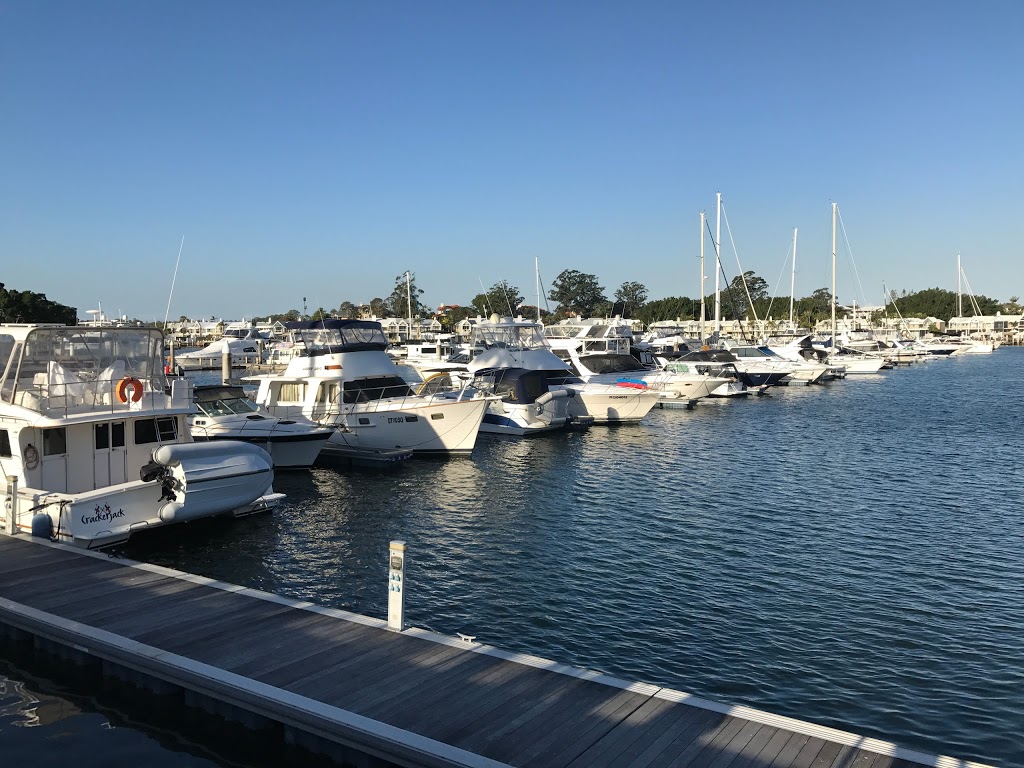 Sanctuary Cove Boats & Cruises | 44a The Promenade, Hope Island QLD 4212, Australia | Phone: 0438 605 528