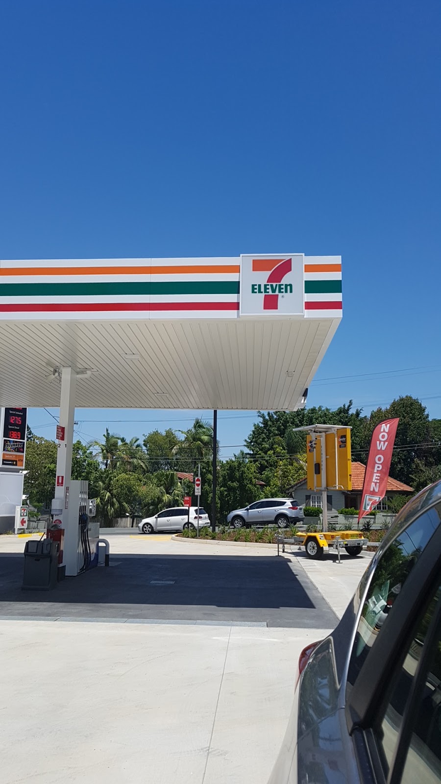 7-Eleven Gaythorne | 399 Samford Rd, Gaythorne QLD 4051, Australia