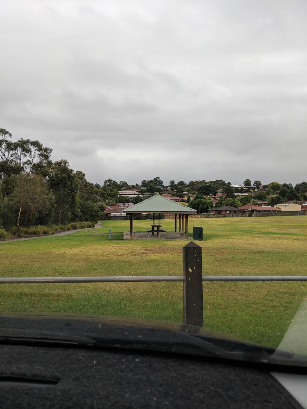 Don Jackson Reserve | park | 107-121 Ahern Rd, Pakenham VIC 3810, Australia