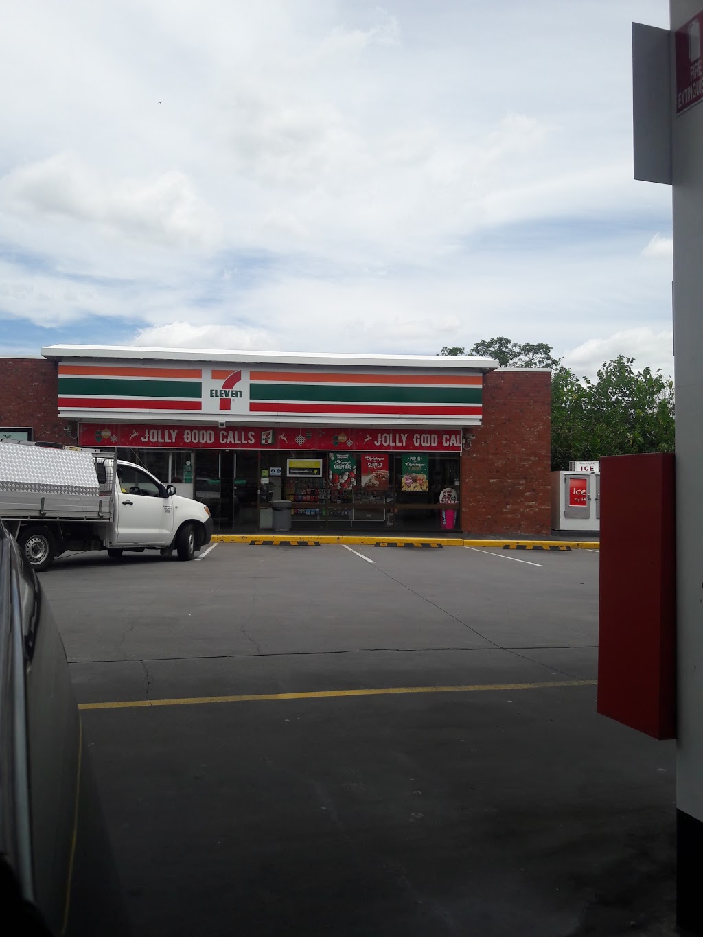 7-Eleven Wishart | gas station | 171 Mount Gravatt Capalaba Rd, Mount Gravatt QLD 4122, Australia | 0738493471 OR +61 7 3849 3471