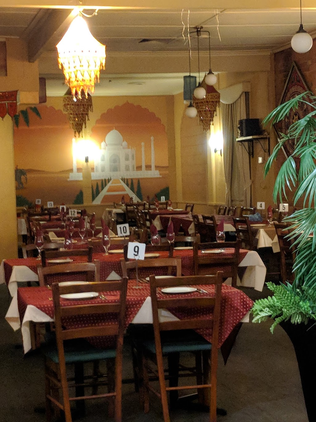 Indian Tandoori Paradise Restaurant-Finedine,Takeaway Restaurant | 54 Ryley St, Wangaratta VIC 3677, Australia | Phone: (03) 5721 6995