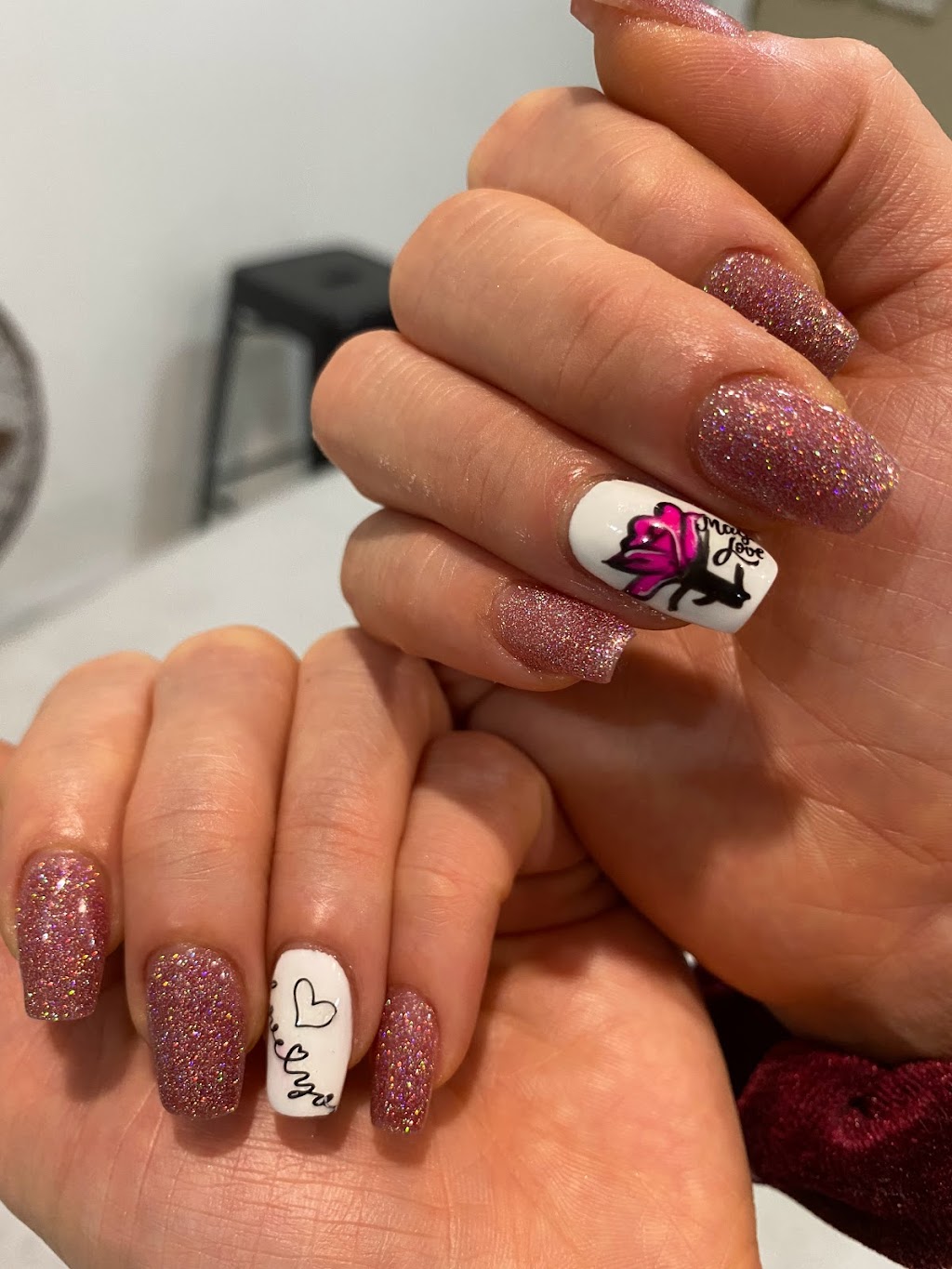 Lovely Nails Station | Unit 4/8 Walters St, Lowood QLD 4311, Australia | Phone: 0411 123 979