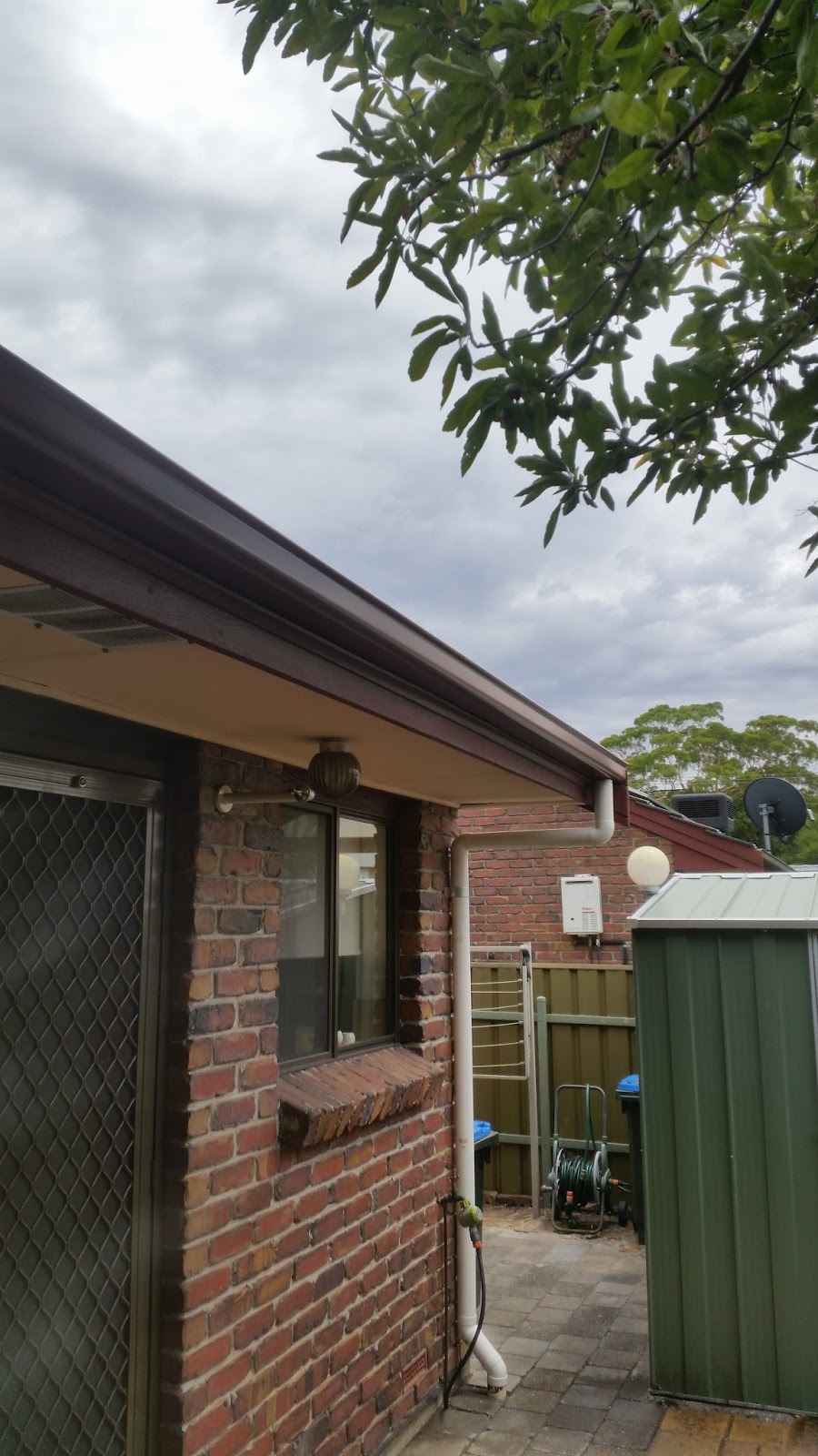 EZYFLOW GUTTER MAINTENANCE | roofing contractor | 16 Second Ave, Bridgewater SA 5155, Australia | 0404805814 OR +61 404 805 814