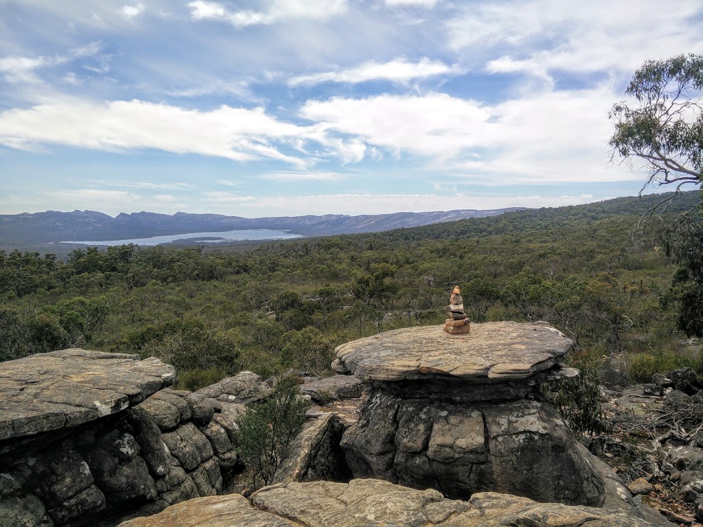 Reed Lookout | tourist attraction | Ararat-Halls Gap Rd, Zumsteins VIC 3381, Australia | 0386274700 OR +61 3 8627 4700