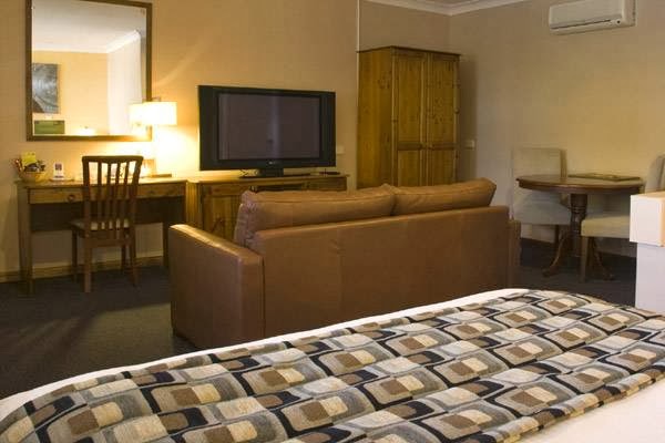 In Town Motor Inn | lodging | 77 Victoria St, Taree NSW 2430, Australia | 1800173622 OR +61 1800 173 622