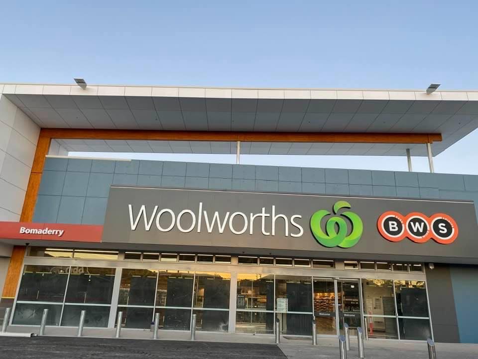 Woolworths Bomaderry | supermarket | Shop 6/320 Princes Hwy, Bomaderry NSW 2541, Australia | 0244482512 OR +61 2 4448 2512