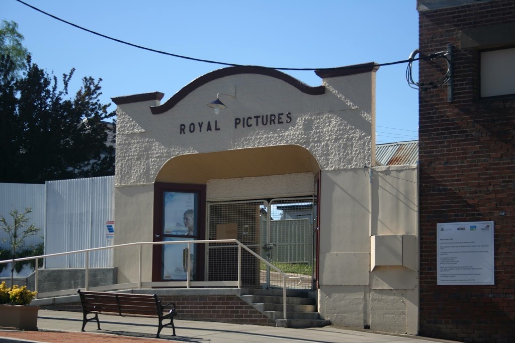 Royal Theatre | movie theater | 115-117 Henry St, Quirindi NSW 2343, Australia