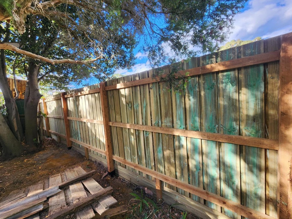 Morrison Fencing | 65 Barnes Rd, Kardella South VIC 3950, Australia | Phone: 0417 845 312