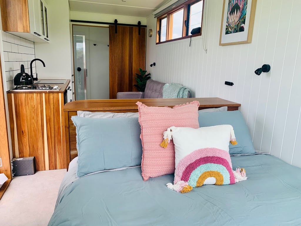 Apollo Bay Tiny Stays | 120 Montrose Ave, Apollo Bay VIC 3233, Australia | Phone: 0401 651 403