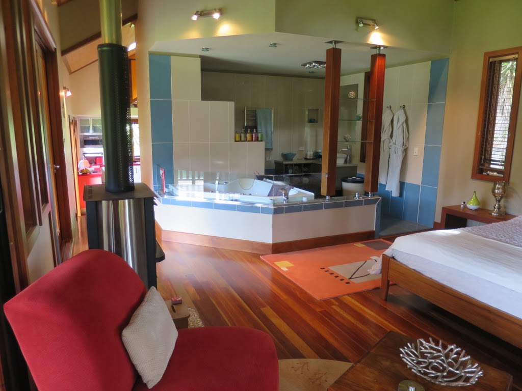 The King Ludwigs Cottage | lodging | 99 Obi Vale, North Maleny QLD 4552, Australia