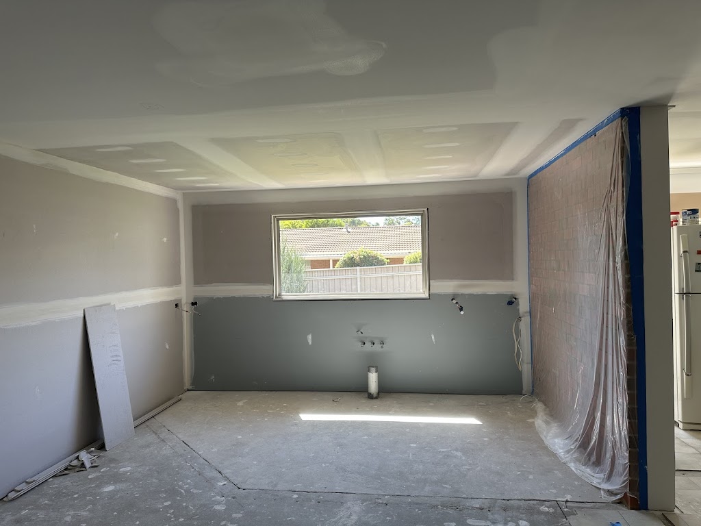 Watts Plastering | 4 E Hampton Pl, Strathfieldsaye VIC 3551, Australia | Phone: 0474 322 837