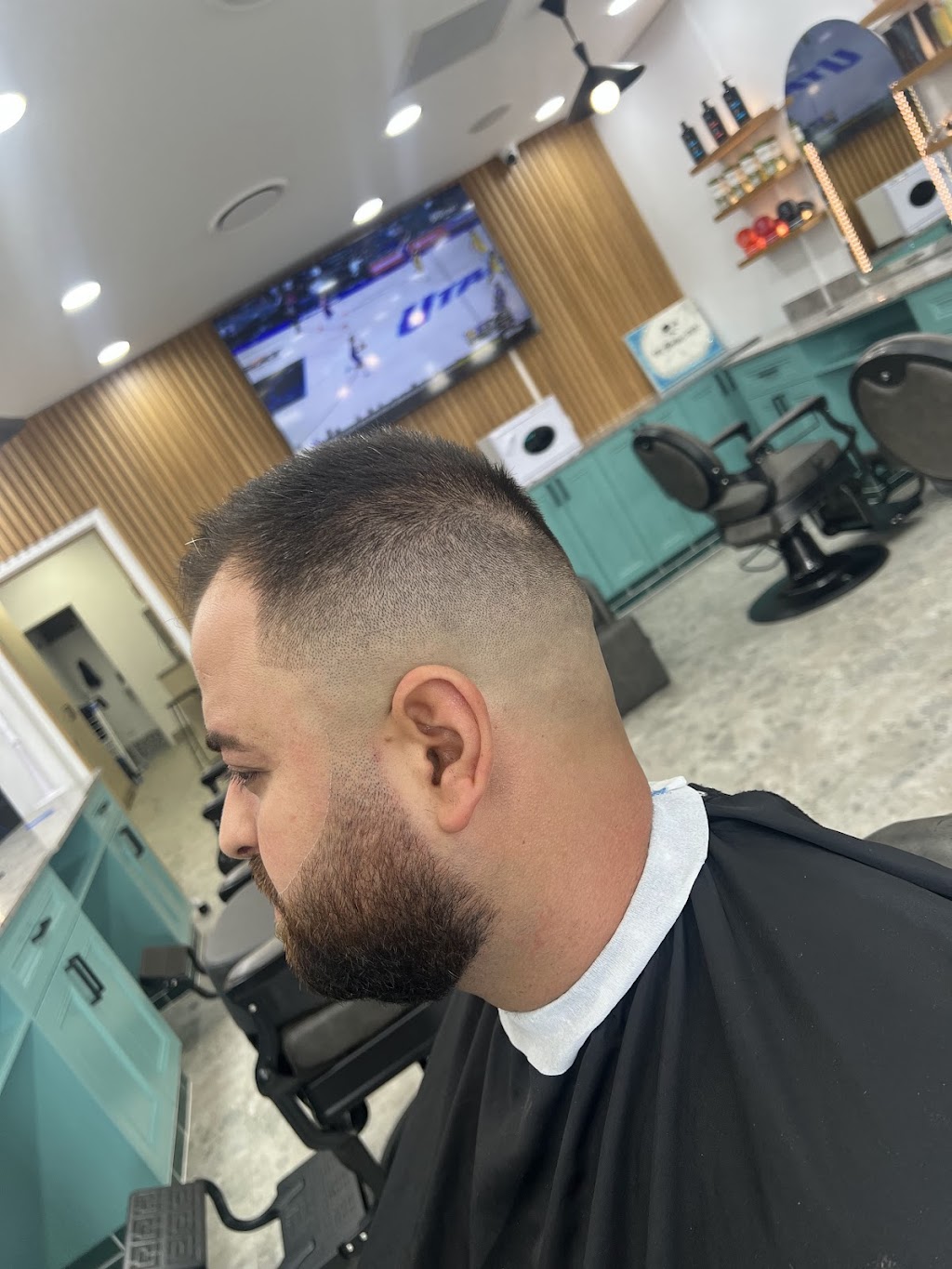 The Barbers Joint | 4/16-30 Willmington Rd, Luddenham NSW 2745, Australia | Phone: (02) 4773 4219