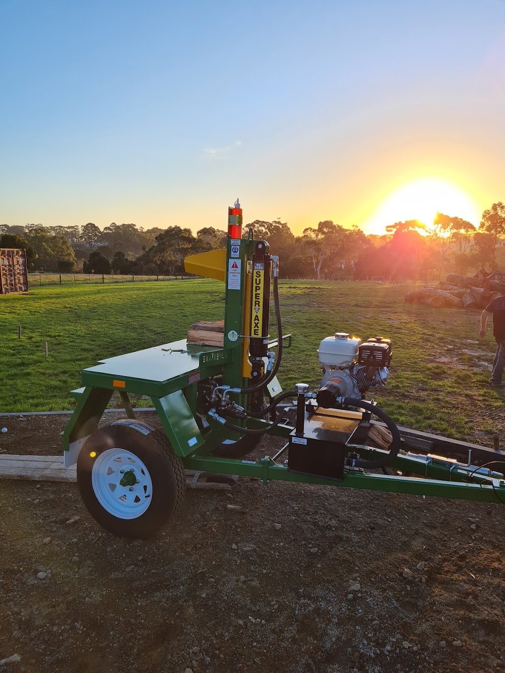 Timboon firewood services | general contractor | Lot 10 tognis access road, Timboon VIC 3268, Australia | 0400470490 OR +61 400 470 490