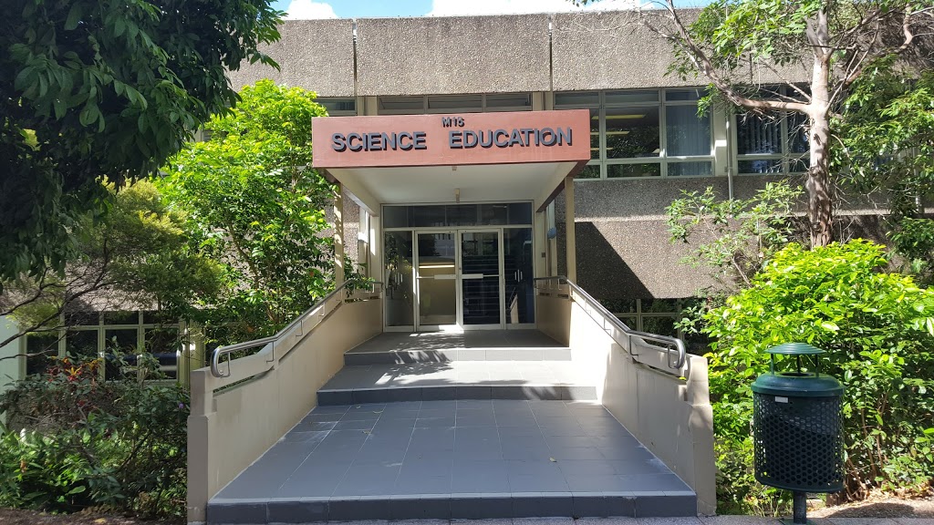 Science Education (M15) | university | Social Science Rd, Mount Gravatt QLD 4122, Australia
