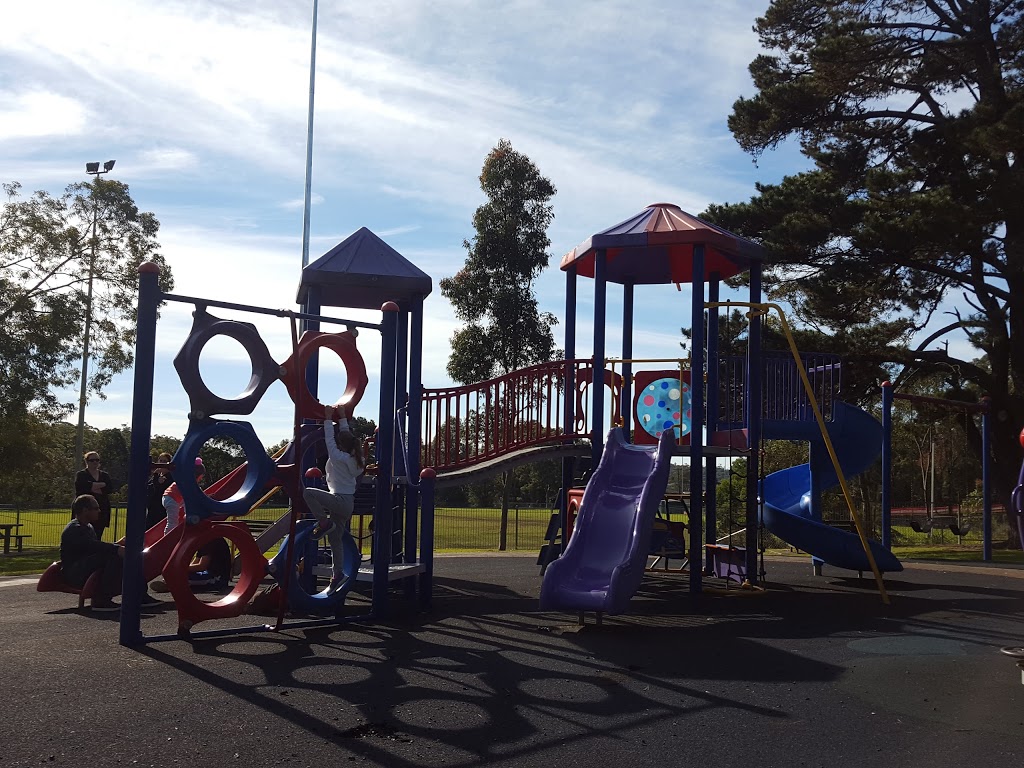 Warrina Street Oval | park | 65 Hillcrest Rd, Berowra NSW 2081, Australia