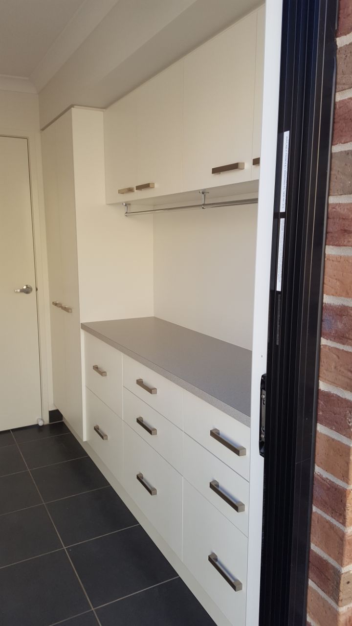 Spot on joinery | Makland Dr, Derrimut VIC 3030, Australia | Phone: 0411 418 022