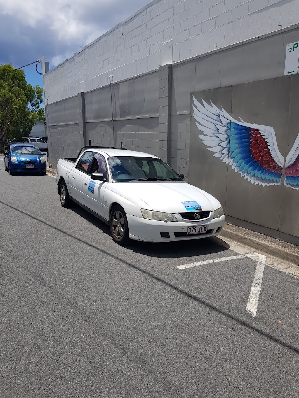 Bretts ute hire | Wanda, 534 Marine Parade, Biggera Waters QLD 4216, Australia | Phone: 0406 096 898