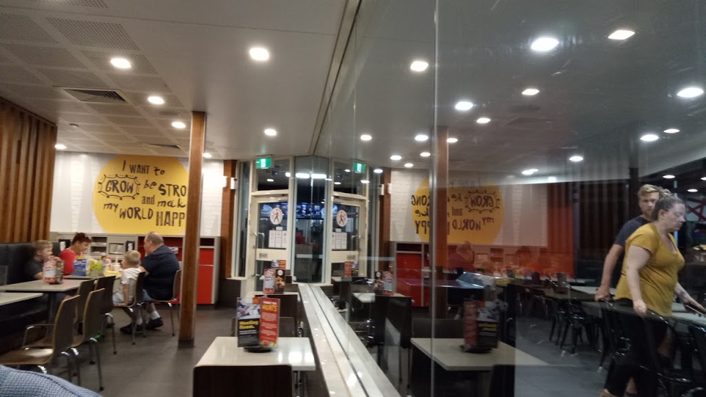 McDonalds Narellan | meal takeaway | Camden Valley Way (Cnr, Narellan Rd, Narellan NSW 2567, Australia | 0246471166 OR +61 2 4647 1166