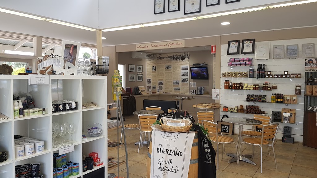 Barmera Visitor Information Centre |  | Barwell Ave, Barmera SA 5345, Australia | 0885882289 OR +61 8 8588 2289