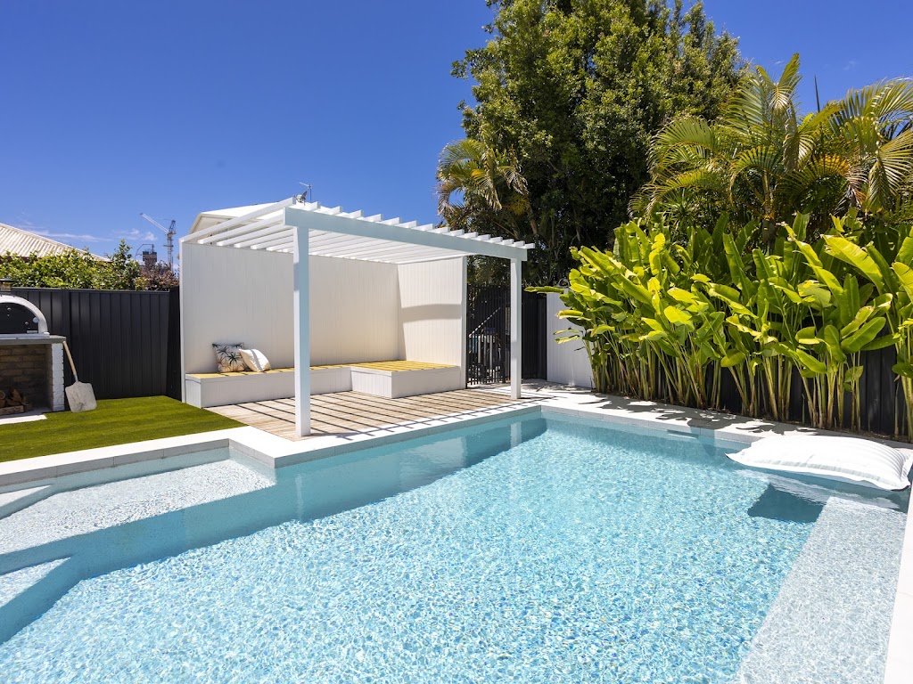 Dellwood Constructions - Gold Coast Renovations & Extensions | 171 Burleigh St, Burleigh Waters QLD 4220, Australia | Phone: 0438 355 962