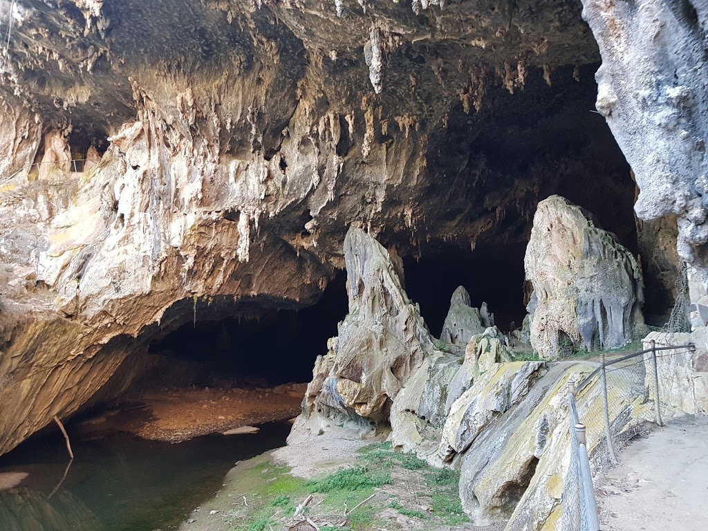 Abercrombie Caves | park | Caves Road, Abercrombie River NSW 2795, Australia | 0263688603 OR +61 2 6368 8603