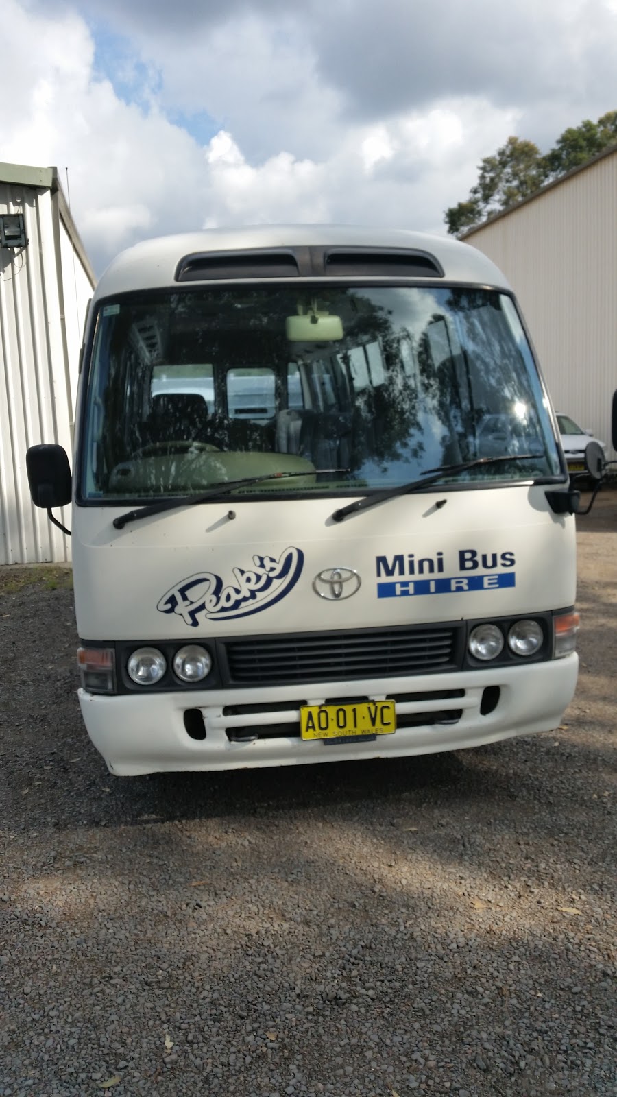 Peaks Mini Bus Rental | travel agency | 58 Gardiner St, Rutherford NSW 2320, Australia | 0249329895 OR +61 2 4932 9895