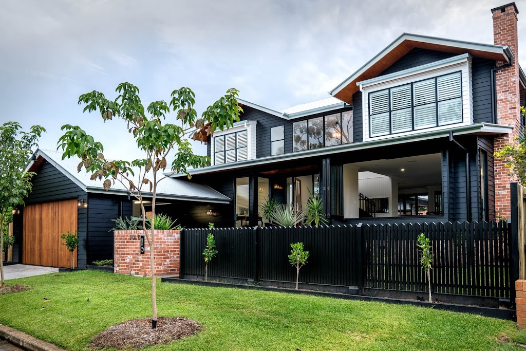 Dominko Painters | 91 Huntingdale Dr, Greenbank QLD 4124, Australia | Phone: 0408 871 720