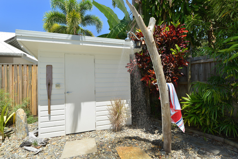 Jamaica Beach House | lodging | 19 Seabrook Ave, Port Douglas QLD 4877, Australia | 0405362311 OR +61 405 362 311