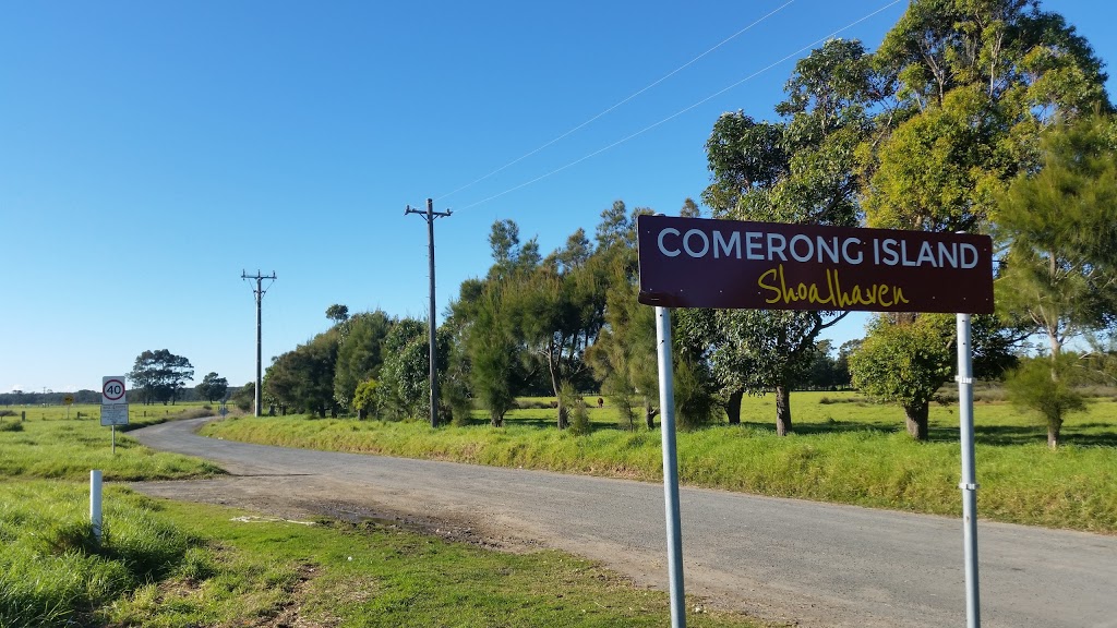 Comerong Island Ferry |  | Berrys Canal, Numbaa NSW 2540, Australia | 0448611100 OR +61 448 611 100