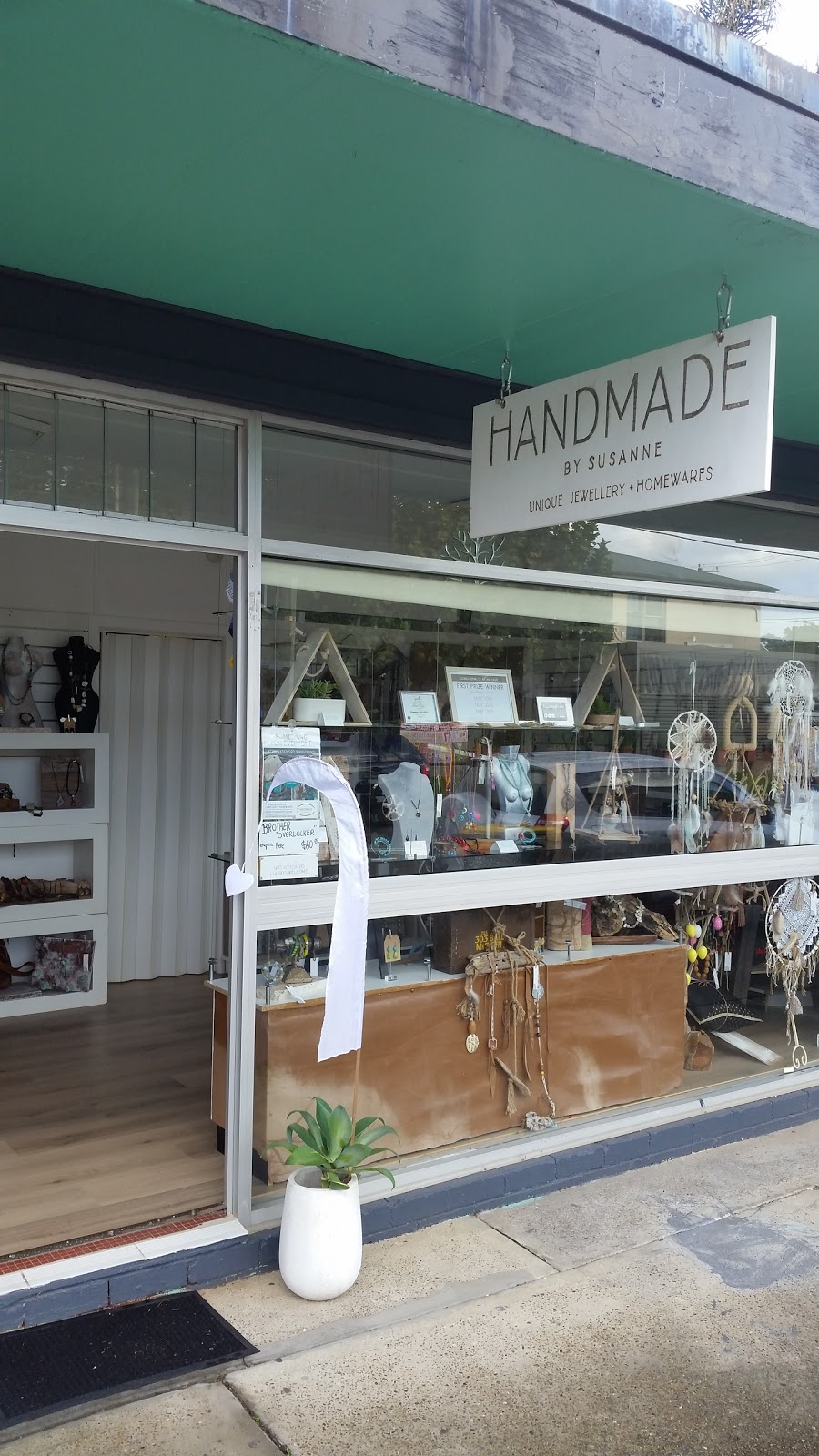 Handmade by Susanne | jewelry store | Shop/291 Watkins Rd, Wangi Wangi NSW 2267, Australia | 0405502225 OR +61 405 502 225
