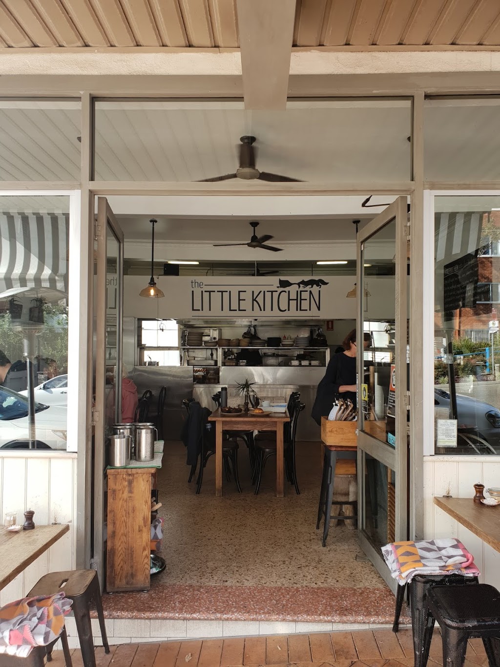 The Little Kitchen | restaurant | 275 Arden St, Coogee NSW 2034, Australia | 0280213424 OR +61 2 8021 3424