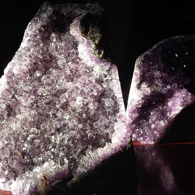 Crystals Wholesale Australia | 11/19, South Murwillumbah NSW 2484, Australia | Phone: 0416 236 044