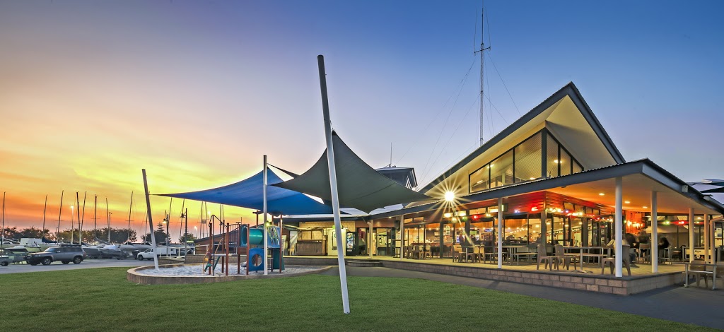 Mandurah Offshore Fishing and Sailing Club | restaurant | 115 Breakwater Parade, Mandurah WA 6210, Australia | 0895356251 OR +61 8 9535 6251