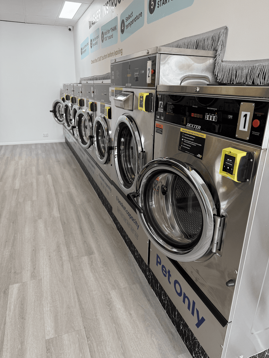 Pure Laundromat Loganholme 24/7 | Shop 3/2-10 Ascot Dr, Loganholme QLD 4129, Australia | Phone: 0430 232 954