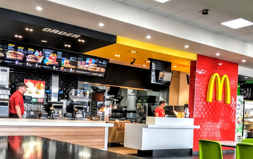 McDonalds Geelong Bypass Northbound | cafe | 55-95 Kulina Dr, Lovely Banks VIC 3221, Australia | 0352757502 OR +61 3 5275 7502