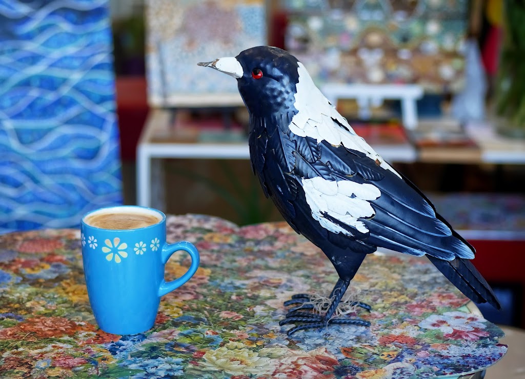 Magpie Place Coffee & Art Space | 8 Cinderella Dr, Springwood QLD 4127, Australia | Phone: 0435 137 938