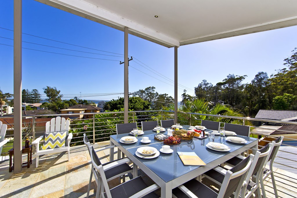 Beachside Haven | 5 Pantowora St, Corlette NSW 2315, Australia | Phone: (02) 4044 5021