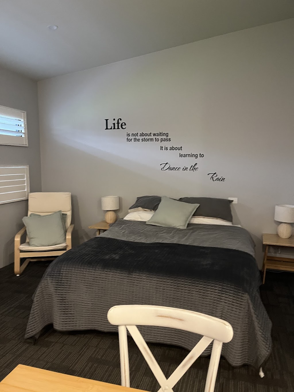 Lakeview Hideaway | 186 High St, Drysdale VIC 3222, Australia | Phone: 0472 581 777