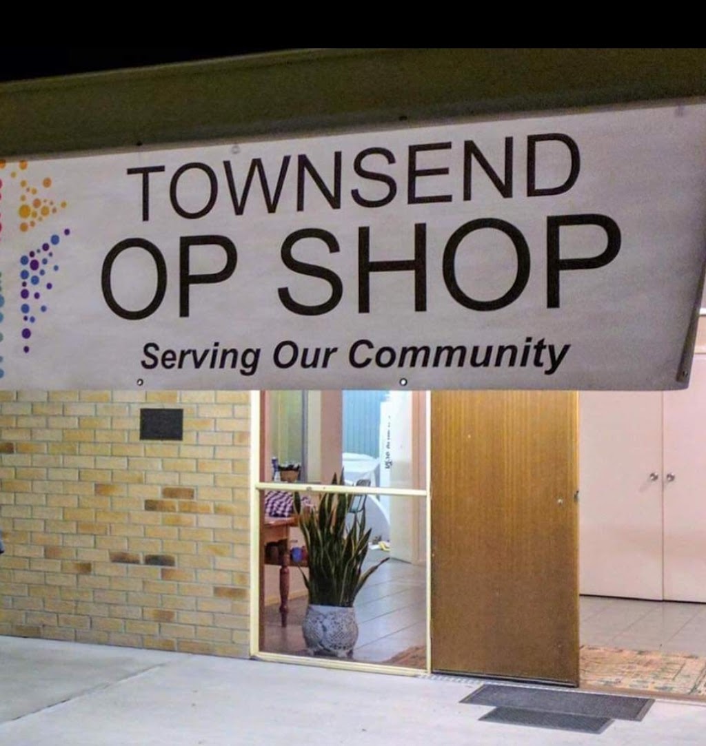 Townsend Op Shop |  | Scullin St, Townsend NSW 2463, Australia | 0266452303 OR +61 2 6645 2303