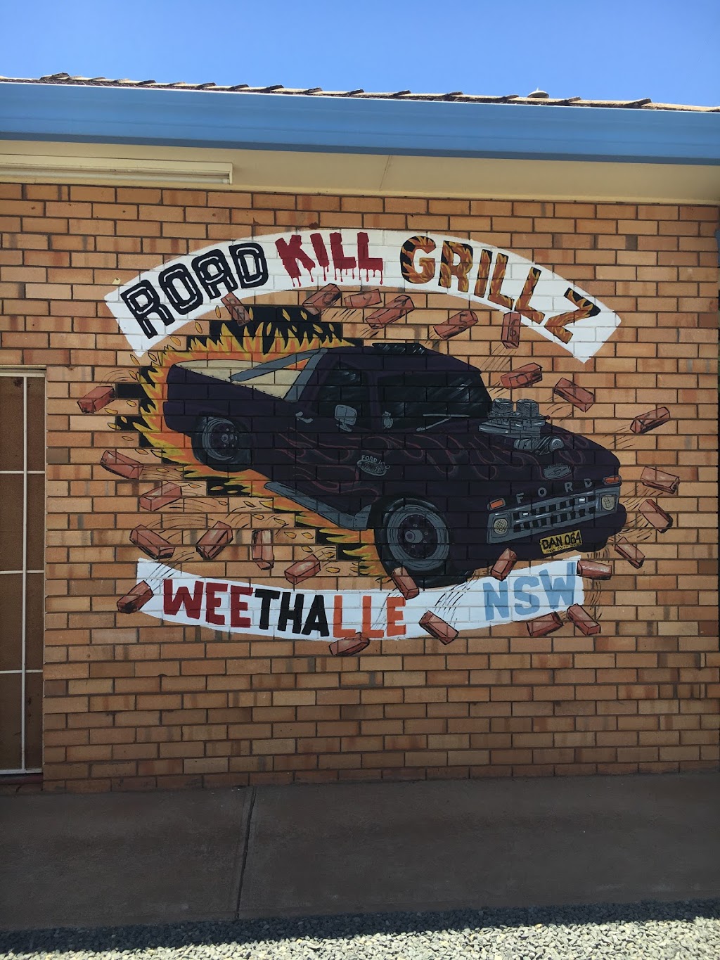 Road Kill Grillz | Railway Street, 13/15 Mid Western Hwy, Weethalle NSW 2669, Australia | Phone: (02) 6975 6016