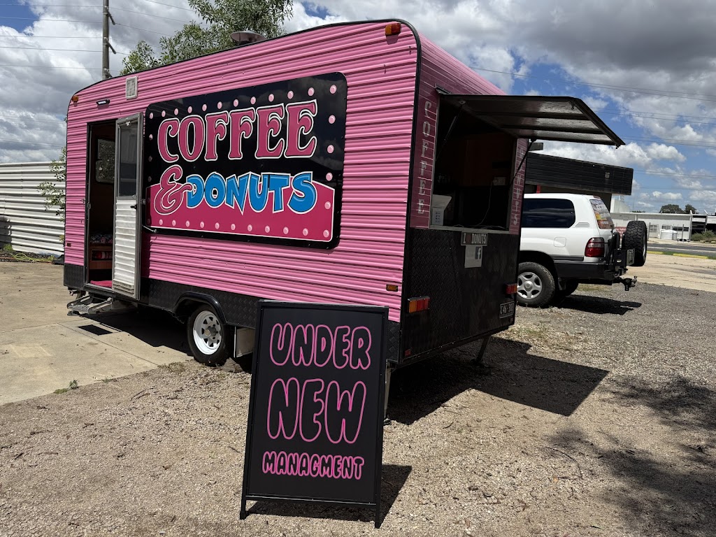 The Pink Palace | 161 Vincent Rd, Wangaratta VIC 3677, Australia | Phone: 0428 366 438