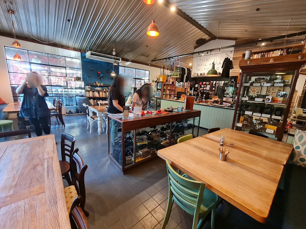 Downtown Darkroom Milawa | 25 Milawa-Bobinawarrah Rd, Milawa VIC 3678, Australia | Phone: 0411 095 945