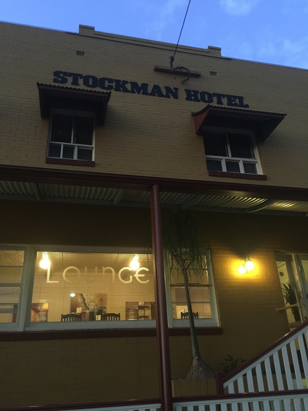 Stockman Hotel | lodging | 3 High St, Texas QLD 4385, Australia | 0746531310 OR +61 7 4653 1310