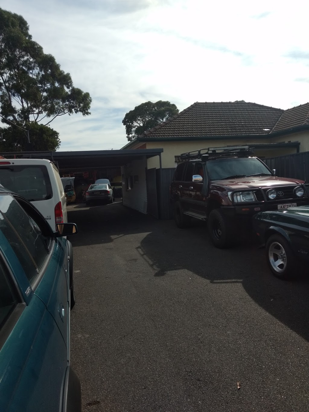 Hammond Auto Repairs | 11 Manfull St, Melrose Park SA 5039, Australia | Phone: (08) 8276 8616