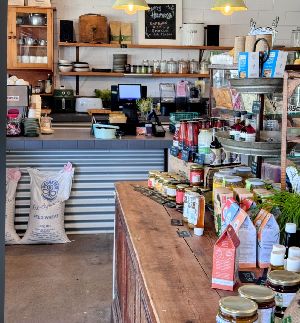 Harvest Organic Market & Cafe | 6607 Maroondah Hwy, Yarck VIC 3719, Australia | Phone: 0497 926 647