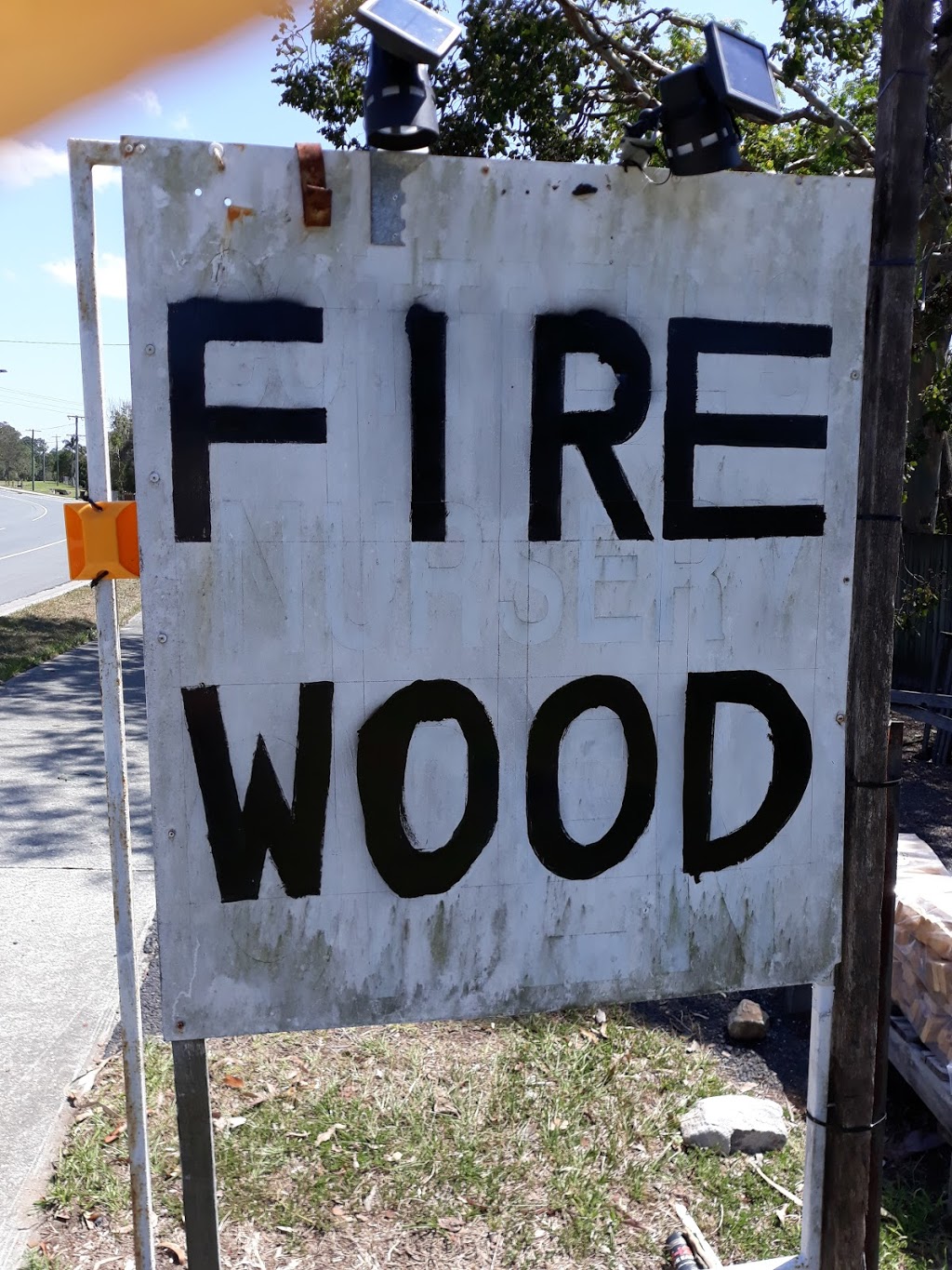 Cottrells Fire wood | 388 Pumicestone Rd, Caboolture QLD 4510, Australia | Phone: 0405 155 522
