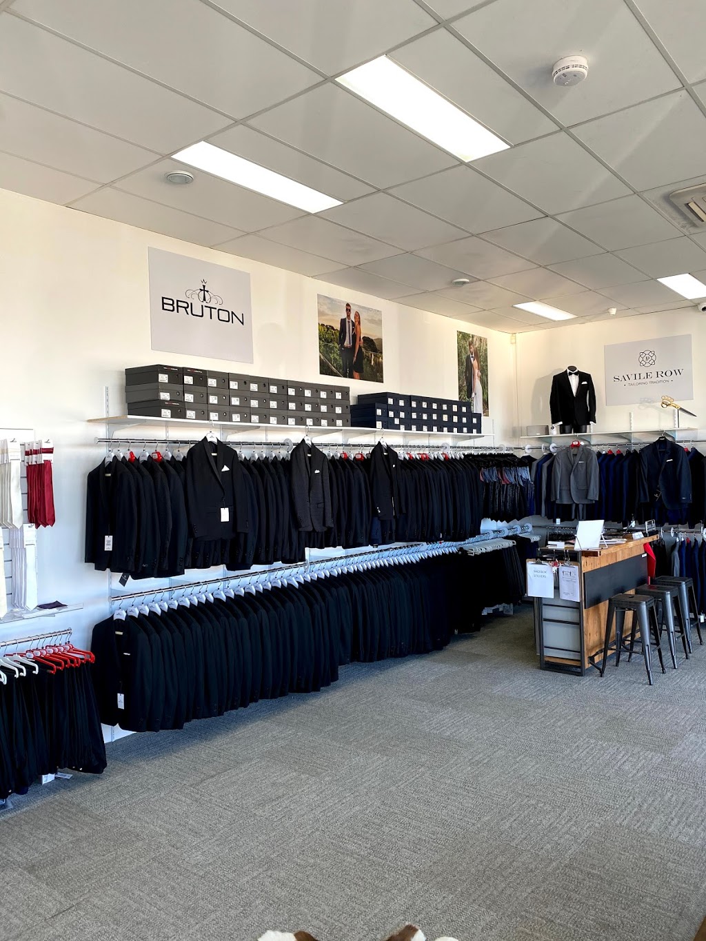 Brunos Suits | clothing store | 2/1 Strathaird Rd, Bundall QLD 4217, Australia | 1300883491 OR +61 1300 883 491