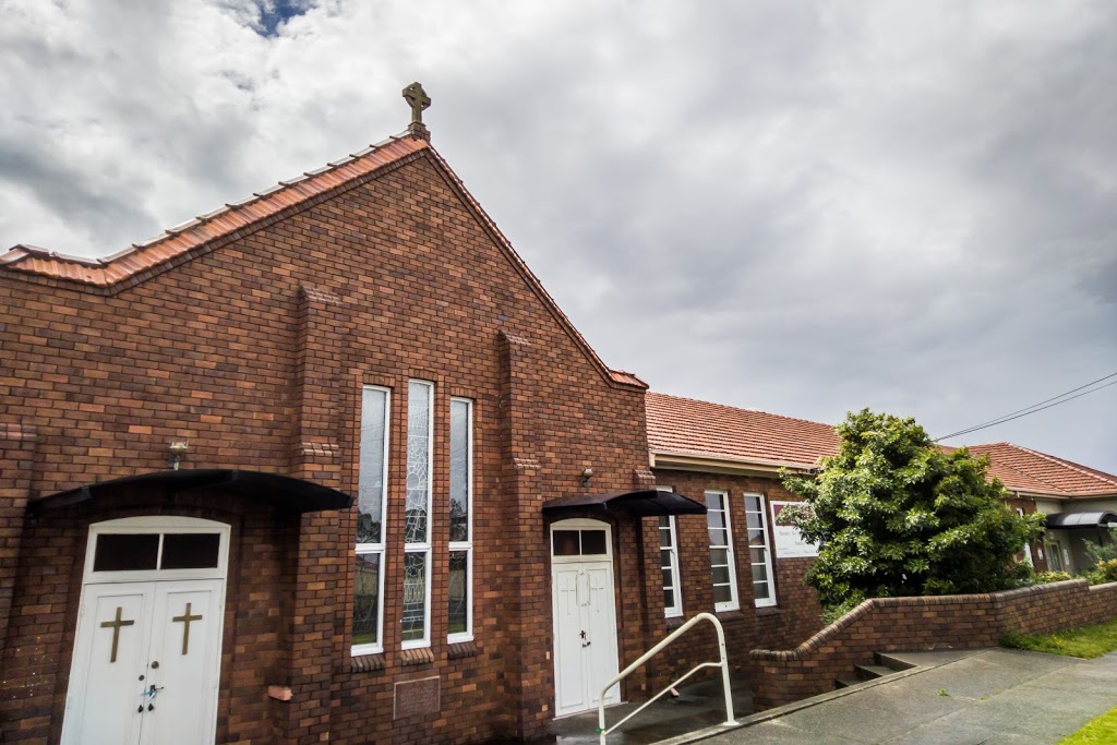 St Patricks Catholic Church | church | 39 Kembla St, Port Kembla NSW 2505, Australia | 0242741192 OR +61 2 4274 1192